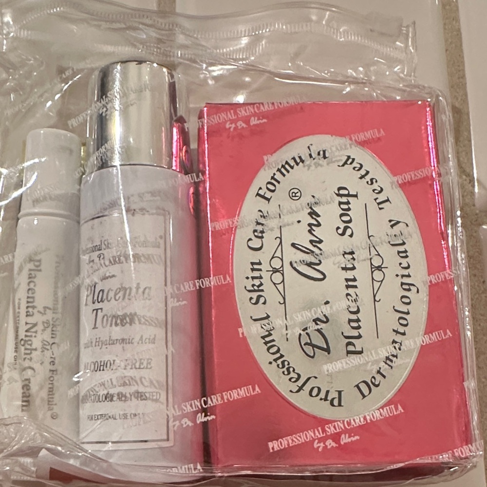 Dr Alvin Placenta Set - White and Red